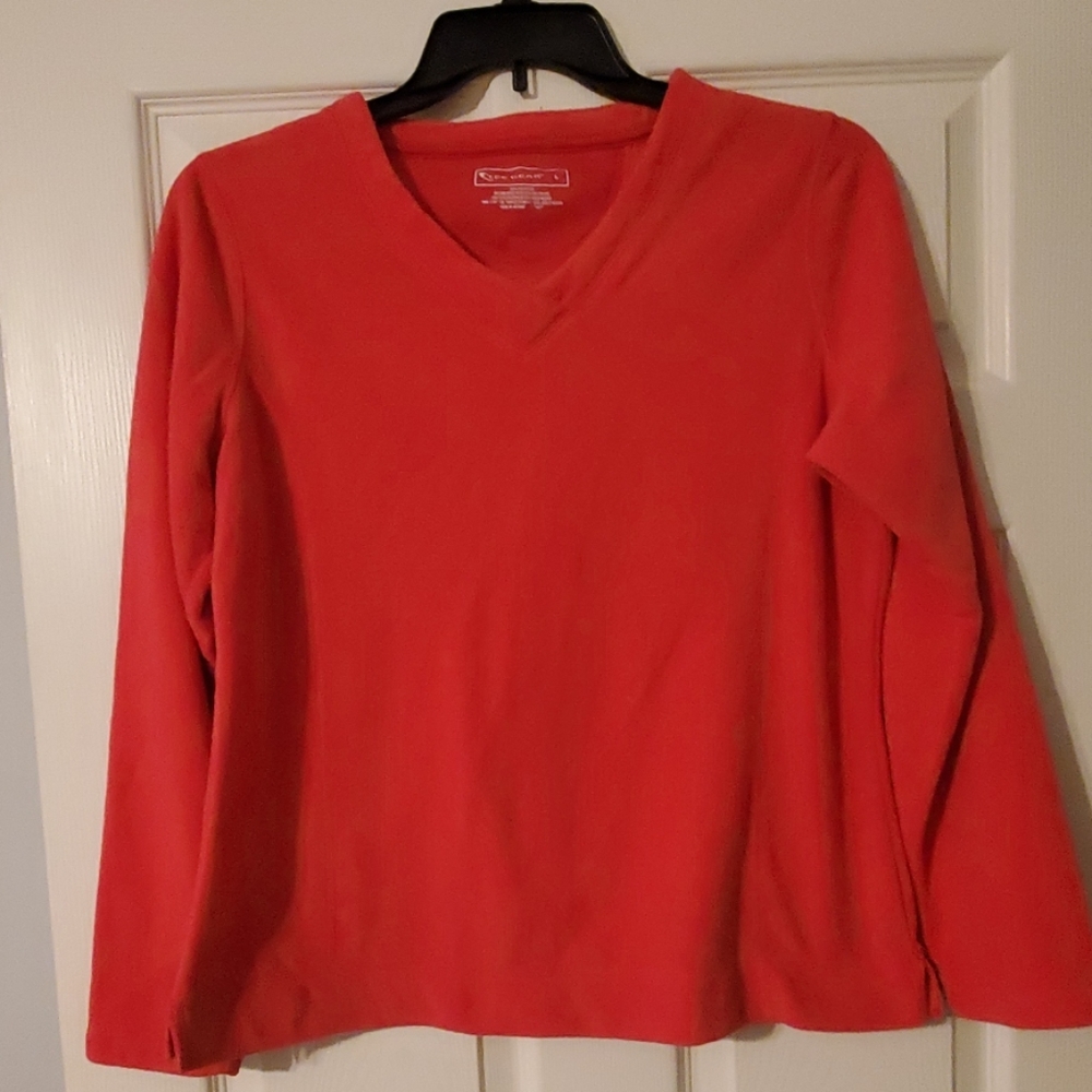Fleece performance v-neck